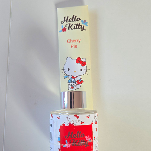 Hello kitty cherry - hello, reed