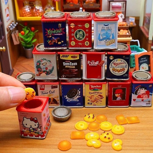 Stück miniatur hello kitty - 1,